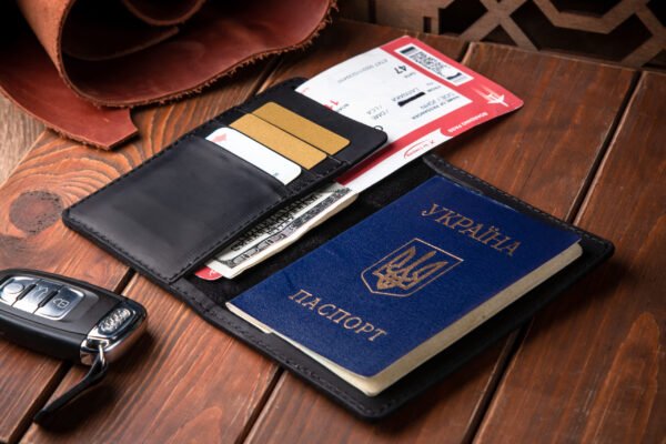 Обкладинка для паспорта, шкіряна обкладинка на закордонний паспорт з картхолдером - Зображення 4