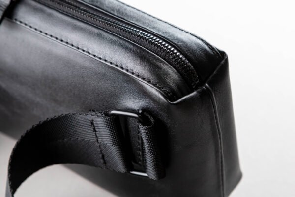 Барсетка шкіряна, чоловіча сумка через плече Sling чорна - Зображення 3