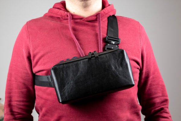 Барсетка шкіряна, чоловіча сумка через плече Sling чорна