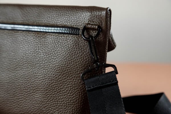 Шкіряна чоловіча сумка через плече Fold - Зображення 3