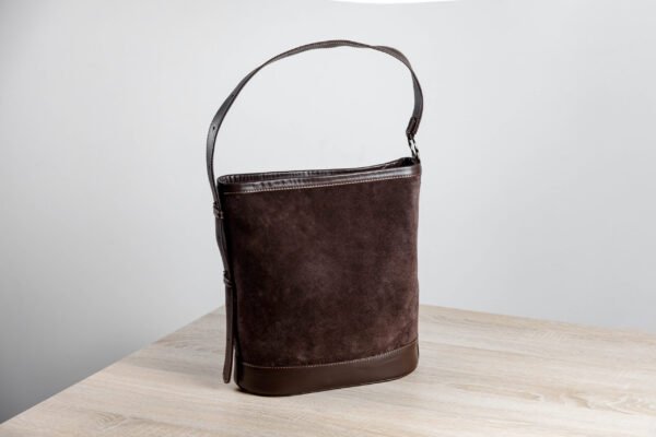 Замшева сумка Bucket