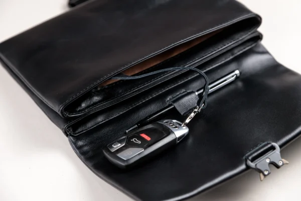 Шкіряна чоловіча сумка Slim - Зображення 4